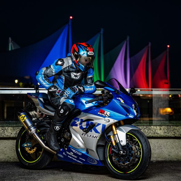 31910-Pearl-Blue-and-Silver-Racing-Edition---2017-To-2019-GSX-R-1000---4