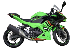 oem style green krt edition 2024 to 2025 ninja 500 Green sport motorcycle isolated on black background.