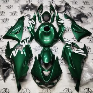 gloss isle of man green with matte white decals 2024 2026 zx 6r
